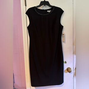 London Style Black Cap Sleeve Sheath Dress